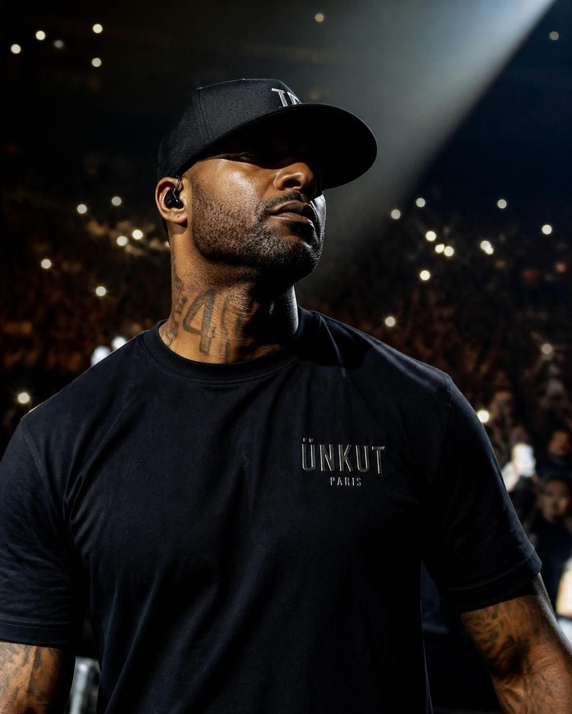 découvrez l'âge de booba ainsi que sa biographie complète et son parcours dans le monde du rap français.